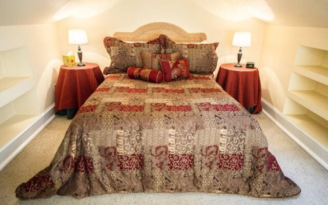 Sugar Magnolia Bed & Breakfast