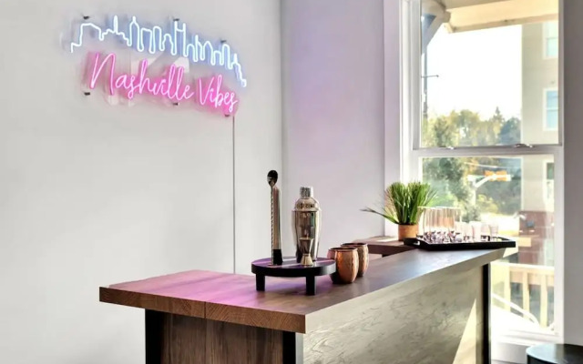 Near Gulch 12 South Book Luxury Now