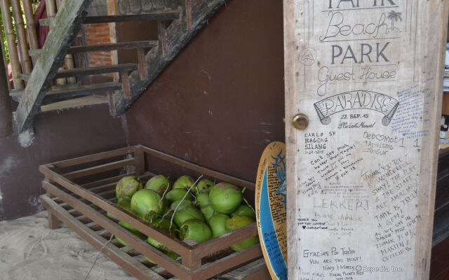 Tapik Beach Park Guest House