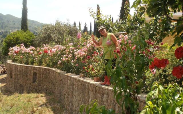 Linda House Corfu