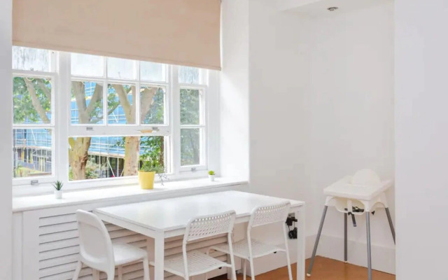 Peaceful 2 Bedroom Apartment in Central London