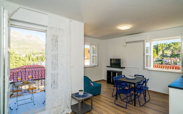 Residence & Pool Villa Schwarz Suites