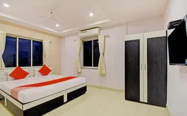 Newtown Galaxy by OYO Rooms