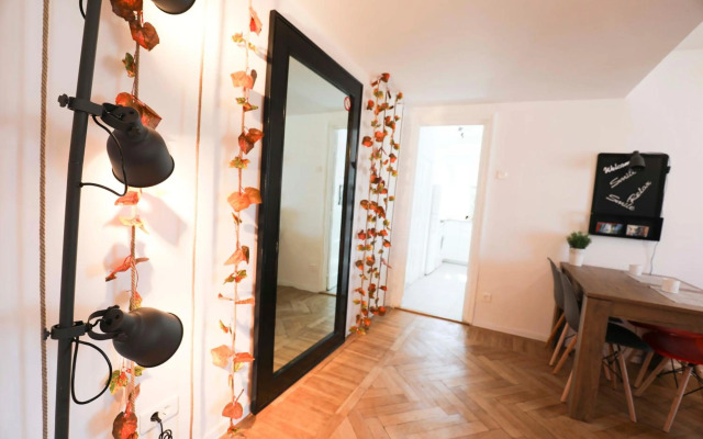 Victoria Avenue Apartment