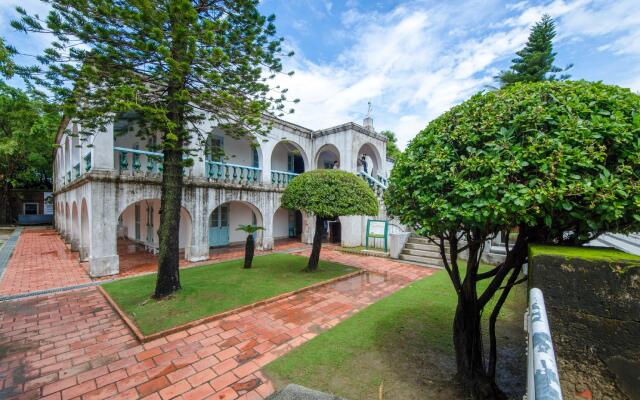 Tainan Old Street Bed and Breakfast