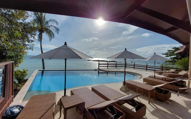 Beyond The Blue Horizon Villa Resort