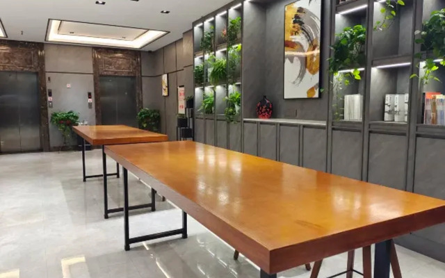 Pebble Motel(Zhenjiang Suning Plaza)