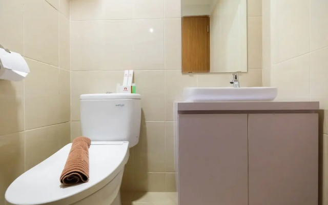 Bright and Stylish 1BR The Oasis Apartment Cikarang
