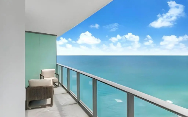 Hide Beach Residences