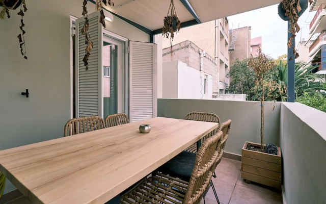 Olympic Spirit Apt in N. Kosmos