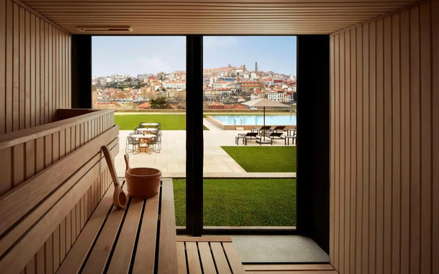 Tivoli Kopke Porto Gaia Hotel