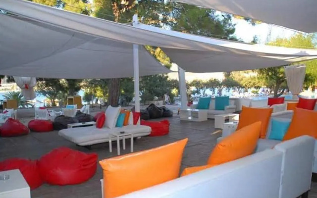 Patio Beach Club
