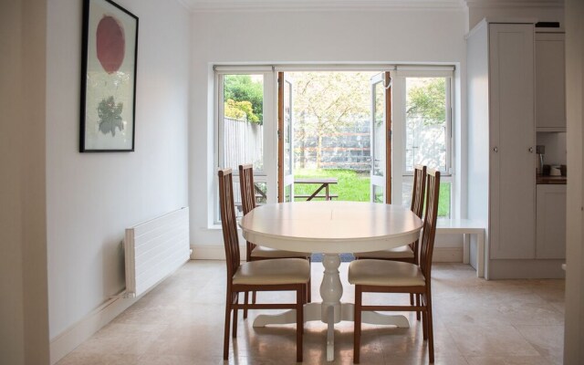 Kelston Townhouse Foxrock