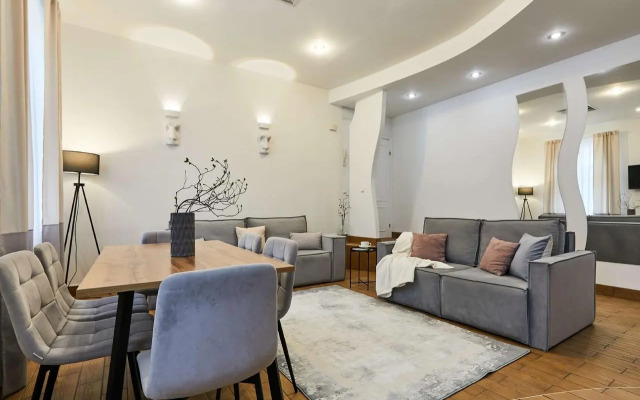 FlatStay (ФлэтСтей) на Невском проспекте 6