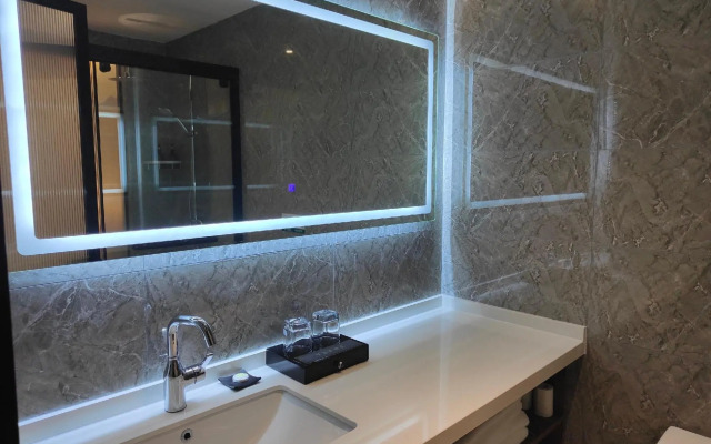 Huainan Wankelai Express Hotel