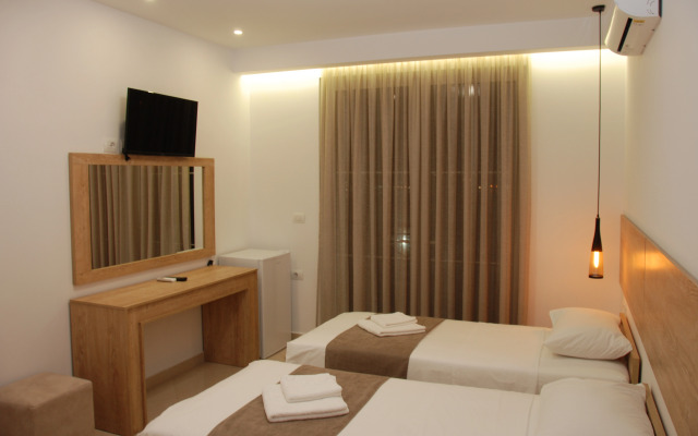 Hotel Mano