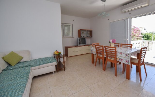 Apartments Summer Craziness