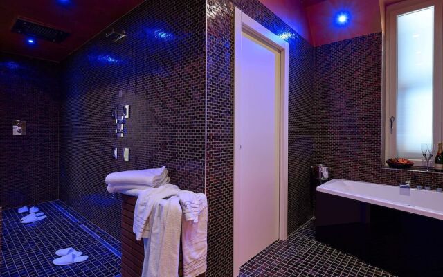 Ricaroka exclusive room & spa