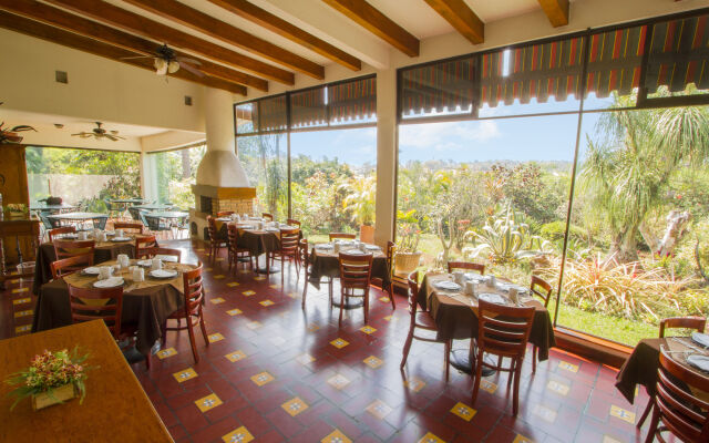Hotel Posada Loma