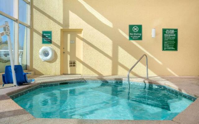 La Quinta Inn & Suites Springdale