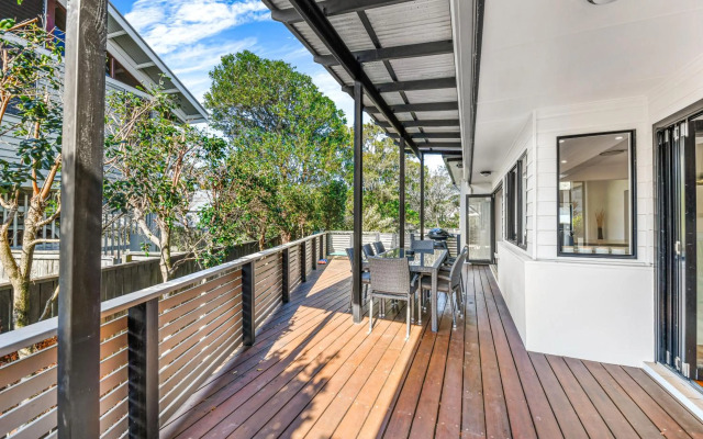 Mudjimba Shores-Coastal Bliss for Families & Dogs