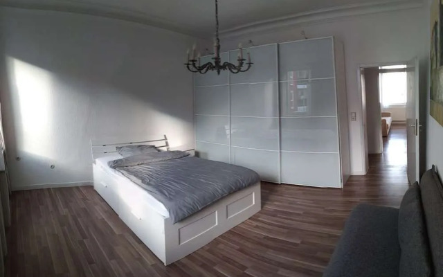 100 m2 - 3 room apartment