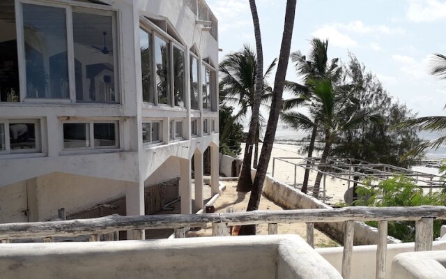Tamu Beach Resort