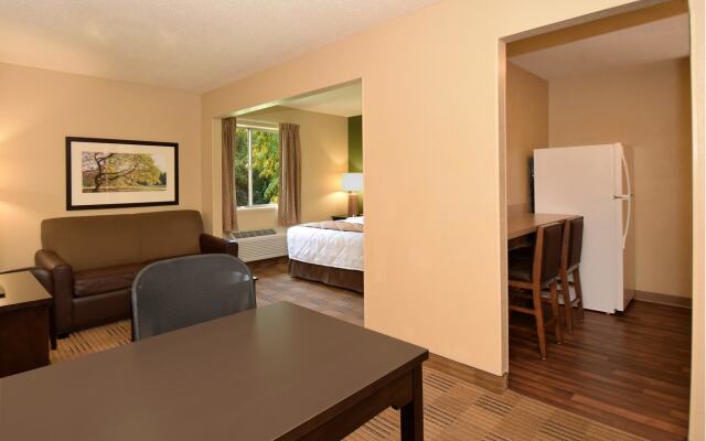 Extended Stay America Select Suites Greenville Haywood Mall