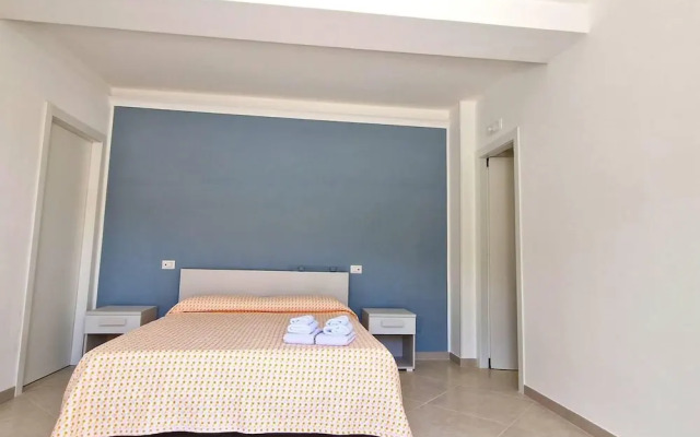 Villa in Lemon Grove With Sea Views & Sea Breeze