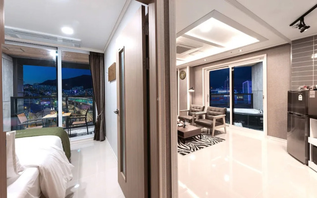 Yeosu Paradise Spa Pension