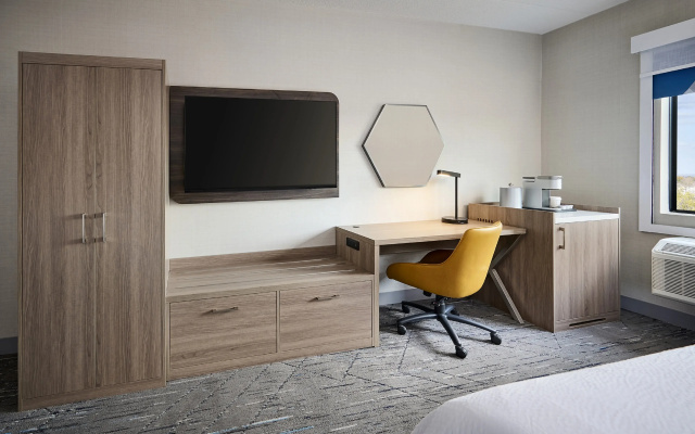 Holiday Inn Express Hamilton Upper James by IHG