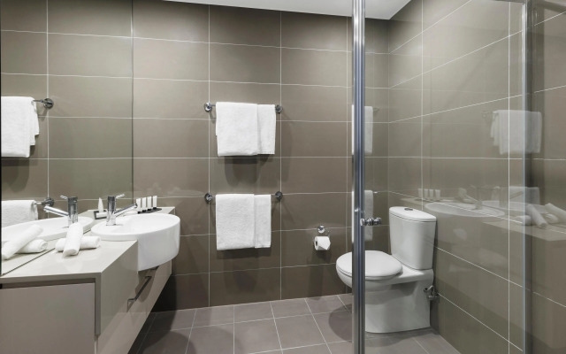 Holiday Inn & Suites Sydney Bondi Junction by IHG