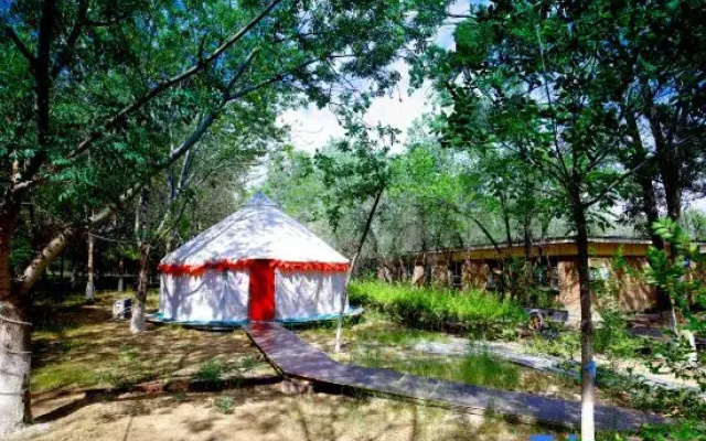 Youshan folk hotel