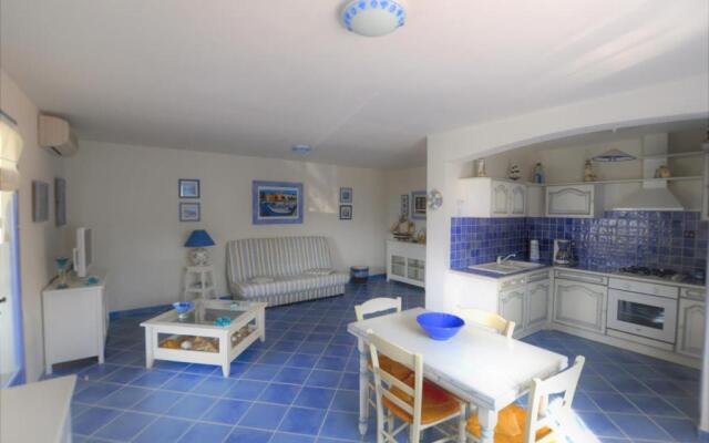 Résidence U MELU Grand T2 BLEU en rez de jardin