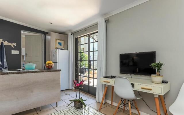 Seven Palms - Tranquility on Dover