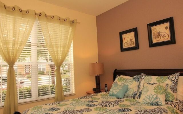 Windsor Hills Resort by Mickey Family