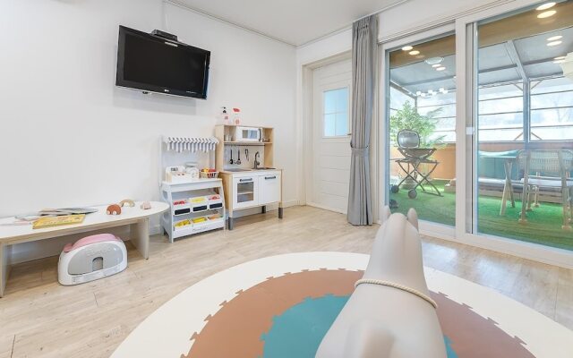 Gapyeong Bom Kids Gajok Spa Pension