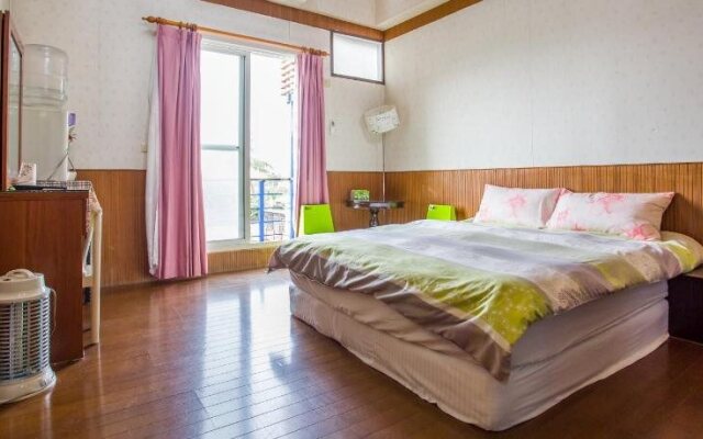 Chenyuan B & B