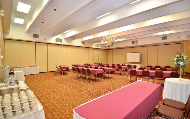 Clarion Inn & Conference Center