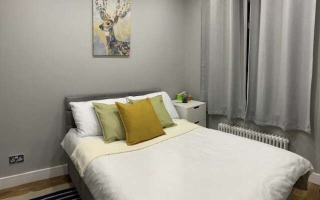 Charming 2-bed Apartment