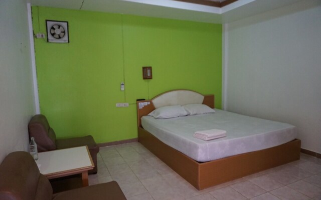 Ban Tum Garden Hotel