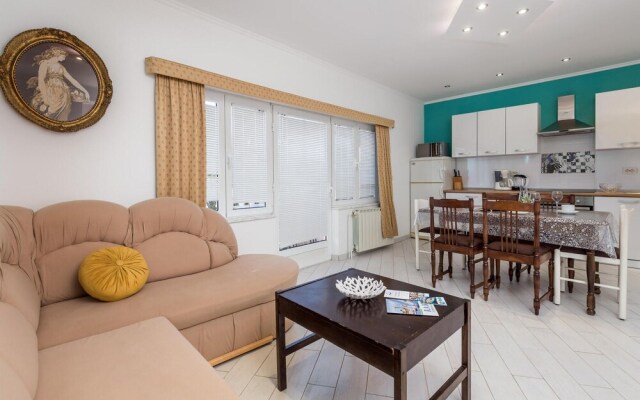 Awesome Apartment in Rab With Wifi and 2 Bedrooms