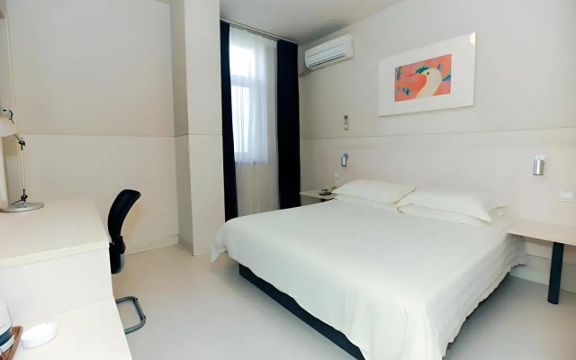 Jinjiang Inn (1st Jiefang Road,Railway Station,Ben