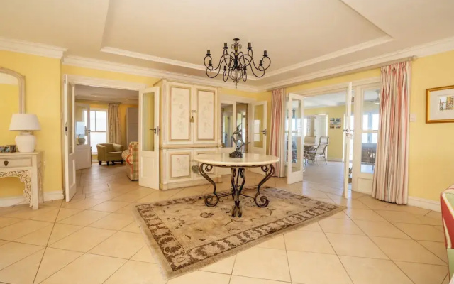 Charming Langebaan Holiday Home With Panoramic Views