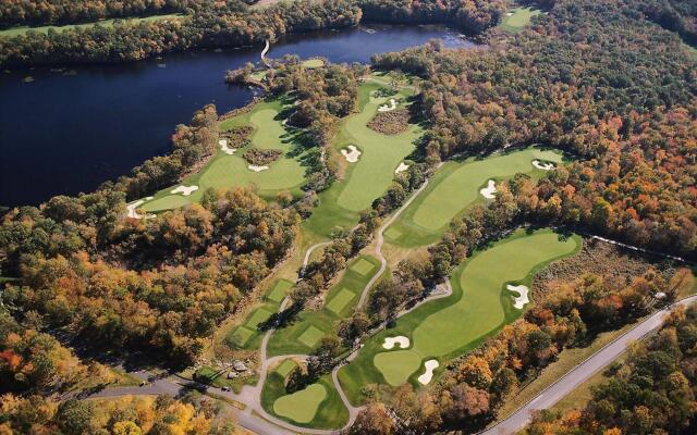 Two Trees Inn at Foxwoods