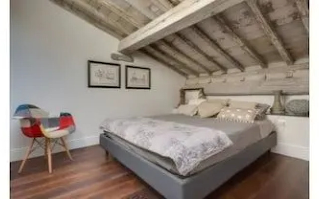 Beautiful Terrace Serragli