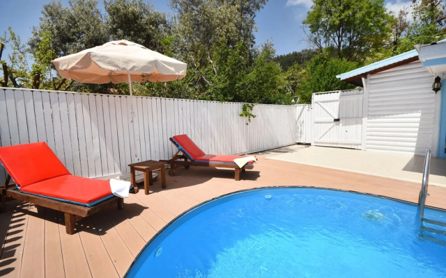 Villa Sezar by Helaltatilvillari