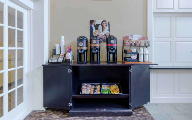 Extended Stay America Suites - Fayetteville - Fort Bragg