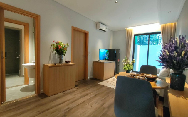 Hong Gia Tue Lake View