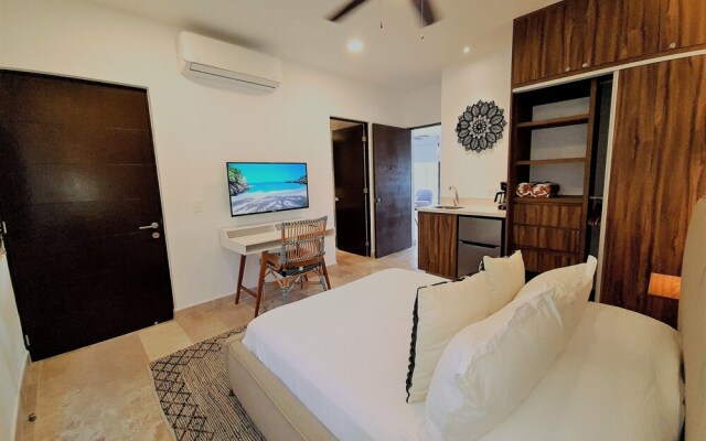 Bahay By Riviera Rentals